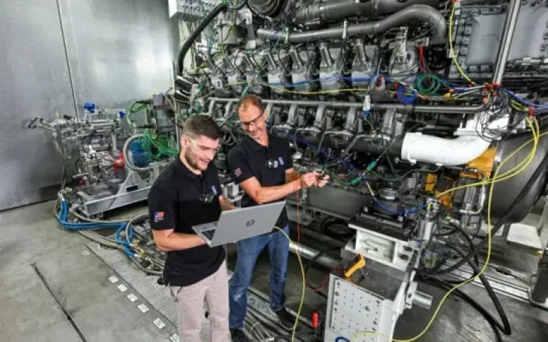 Rolls-Royce successfully tests first pure methanol marine engine Rolls-Royce successfully tests first pure methanol marine engine